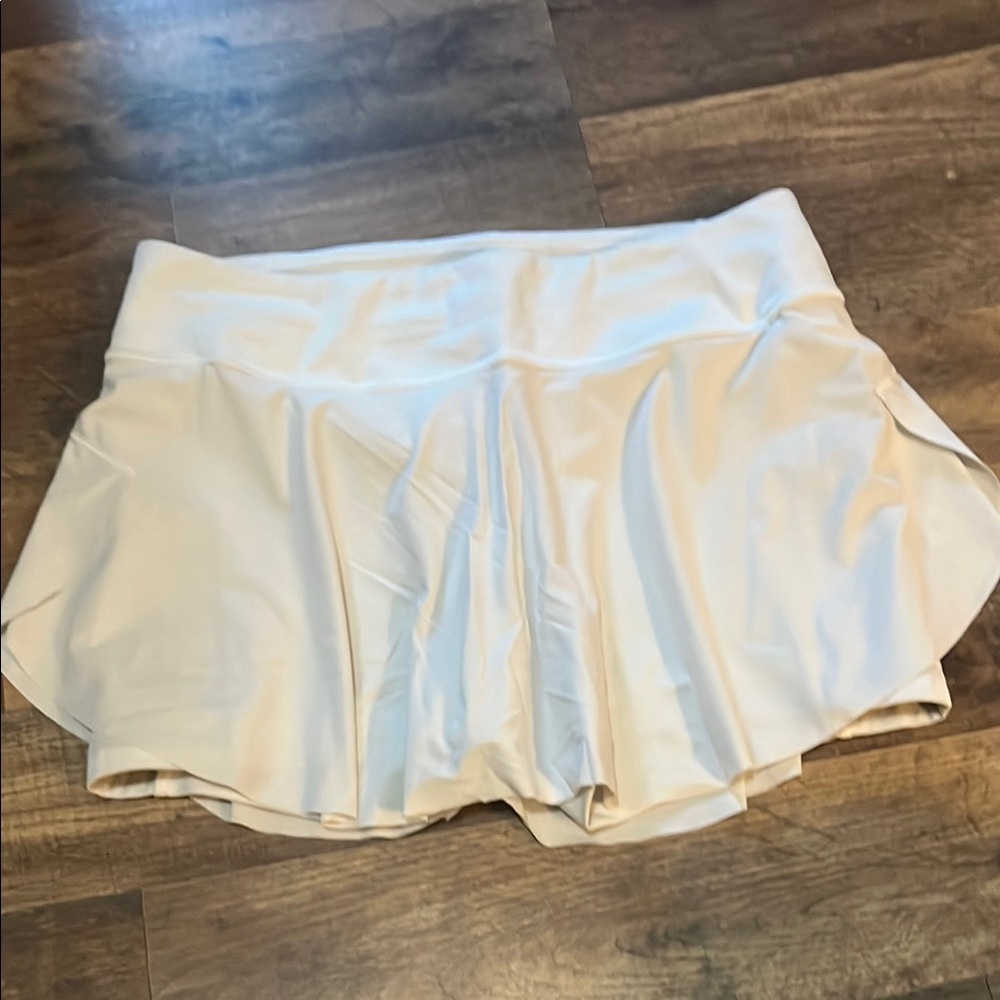 Chic White Skort with Pocket